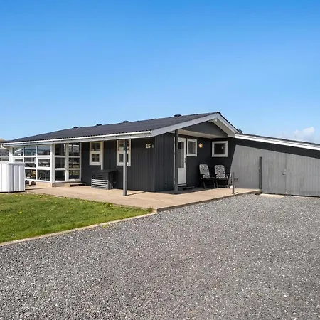 3 Bedroom Cozy In * Løkken