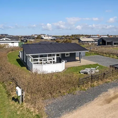 3 Bedroom Cozy In Løkken